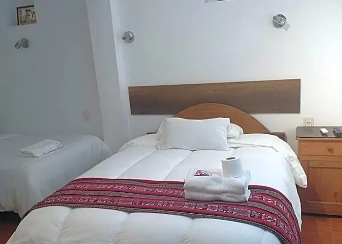 Inn Chaska 2*